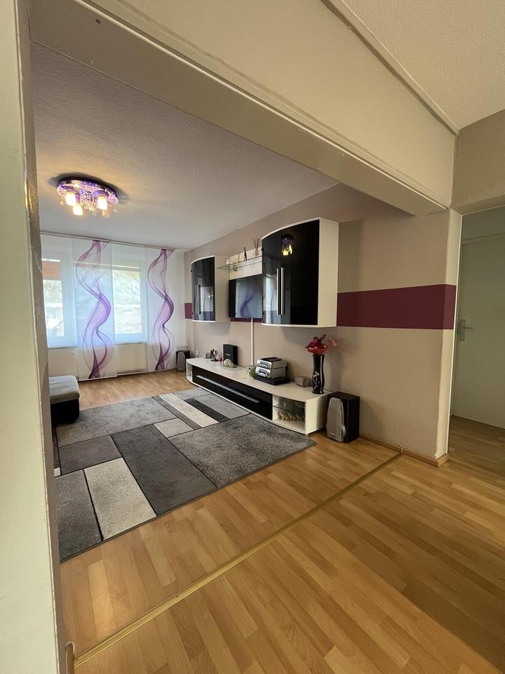 Thumbnail-Moderne 4-Zimmer-Wohnung mit zwei Balkonen