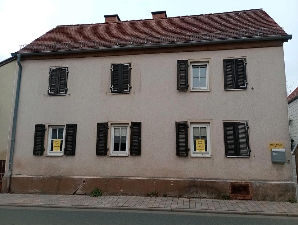 Thumbnail-Sanierungsbedürftiges Einfamilienhaus in zentraler Lage