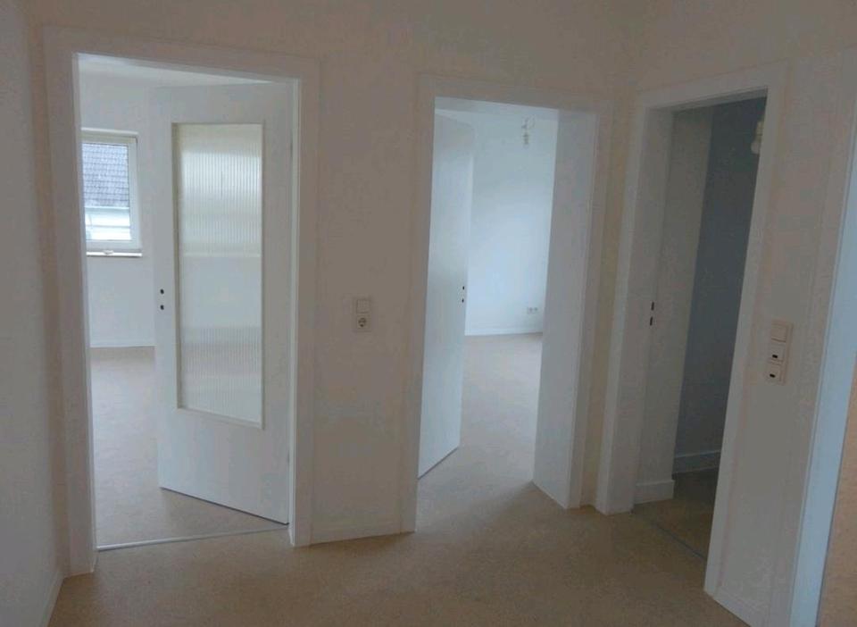 Thumbnail-KEIN JOBCENTER 4 ZKB Wohnung