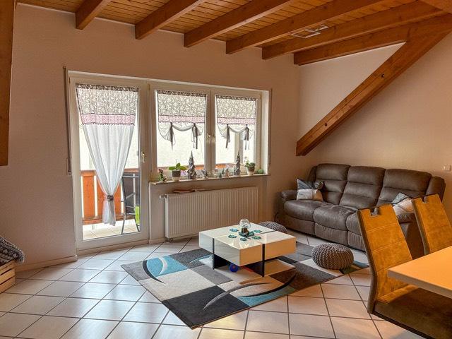 Thumbnail-Moderne 3-Zimmer-Maisonettewohnung in Lambrecht mit zentral