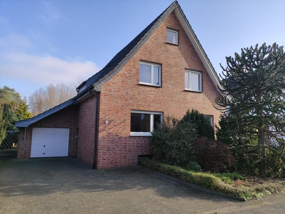 Thumbnail-Provisionsfrei-Einfamilienhaus mit großem Garten Werkstatt