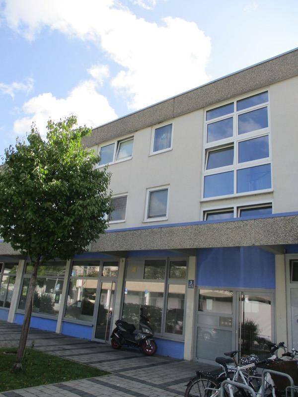 Thumbnail-Großzügiges Gewerbeobjekt - ideal geeignet als Büro, Praxis oder kleinen Einzelhandelsladen!