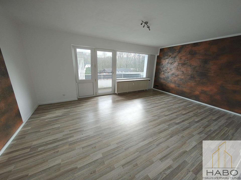 Thumbnail-Gut aufgeteilte 3 Zimmer Wohnung mit 2 Balkonen