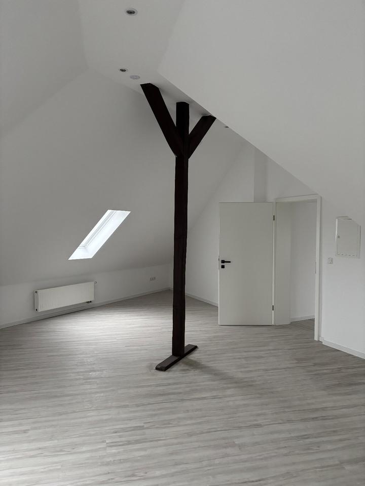 Thumbnail-ERSETBEZUG! Helle 3-Zimmer DG Wohnung in Hüttenberg