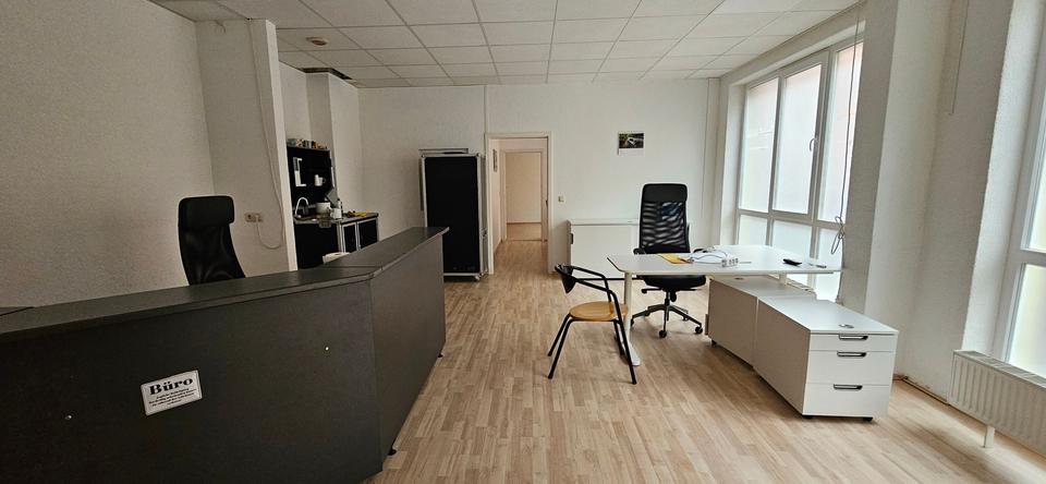 Thumbnail-Helle Erdgeschosswohnung mit Office-Charme