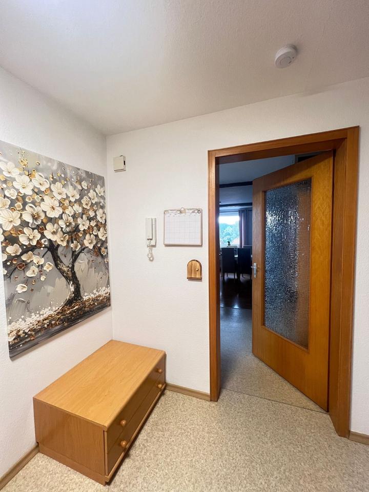 Thumbnail-2,5 Zimmer-DG-Wohnung in zentraler Lage in Illertissen