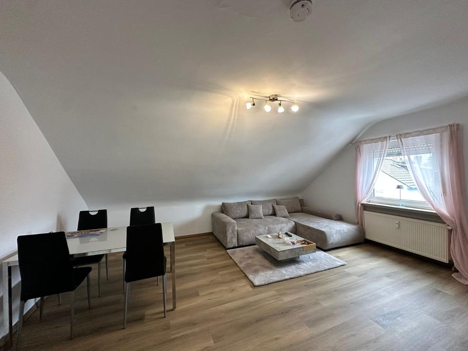 Thumbnail-3 Zimmer DGW mit Garage in Dietzenbach Steinberg, Waldrand