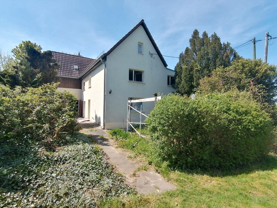 Thumbnail-Haus mit großem Grundstück