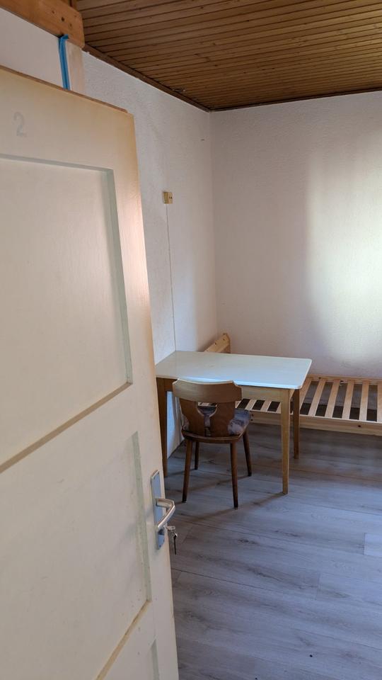 Thumbnail-Möbliertes Apartment über Jobcenter zu vermieten