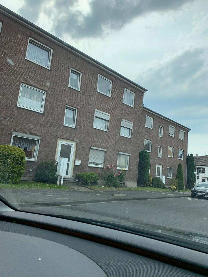 Thumbnail-Wohnung 3ZKDB Balkon und Garage 1. OG