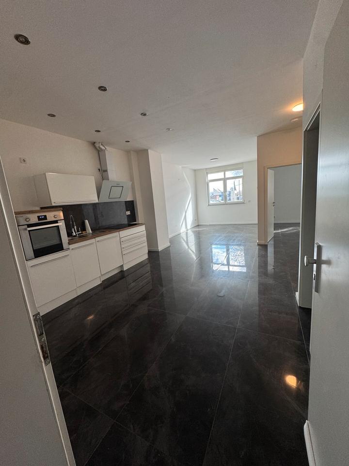 Thumbnail-Moderne 2-Zimmer-Wohnung in Altenkessel