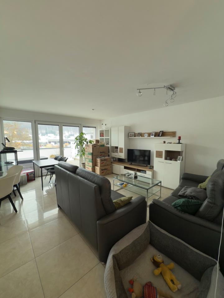 Thumbnail-helle 3-Zimmer-Terrassen-Wohnung mit Einbauküche