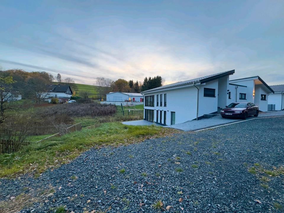 Thumbnail-Doppelhaushälfte Haus Neubau Wohnung Freudenberg