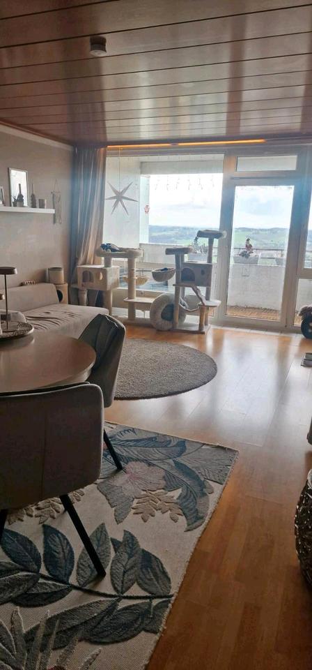 Thumbnail-3-Zimmer-Wohnung mit Balkon und Fernblick