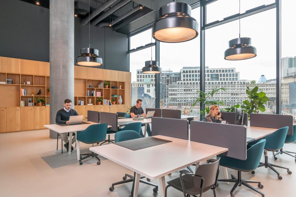 Thumbnail-Werde Teil eines kollaborativen Coworking-Umfelds in Spaces Omniturm