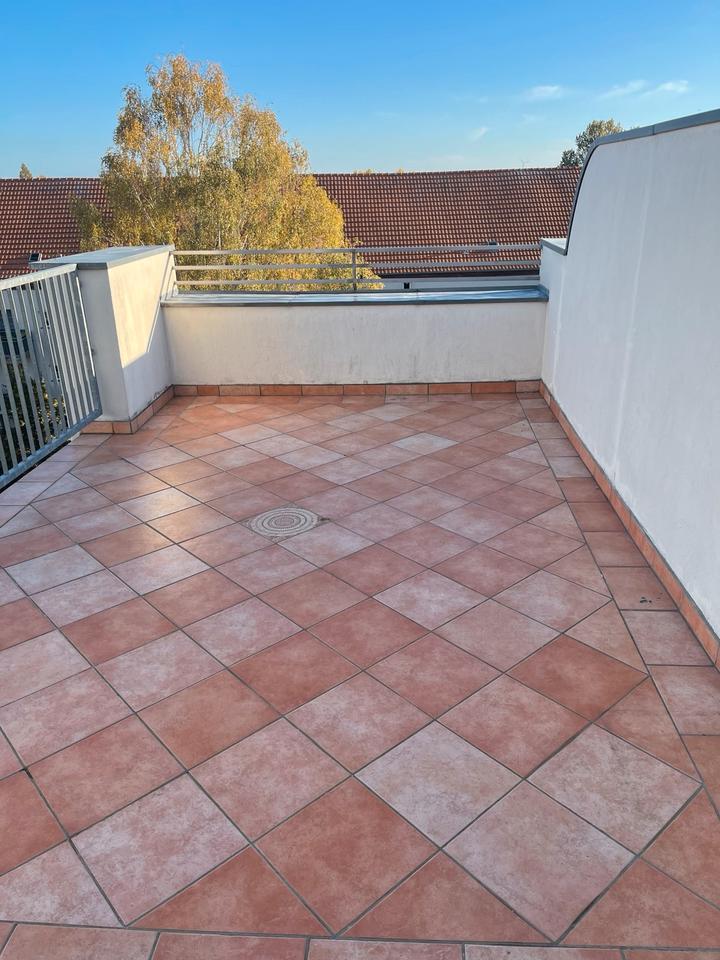 Thumbnail-Sonniger DG-Traum mit großer Terrasse in der Bahnhofsvorstadt