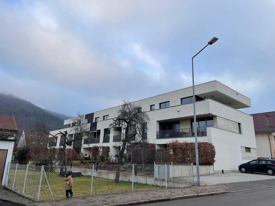 Thumbnail-Moderne hochwertige 2 Zimmer Wohnung mit Balkon + Carport