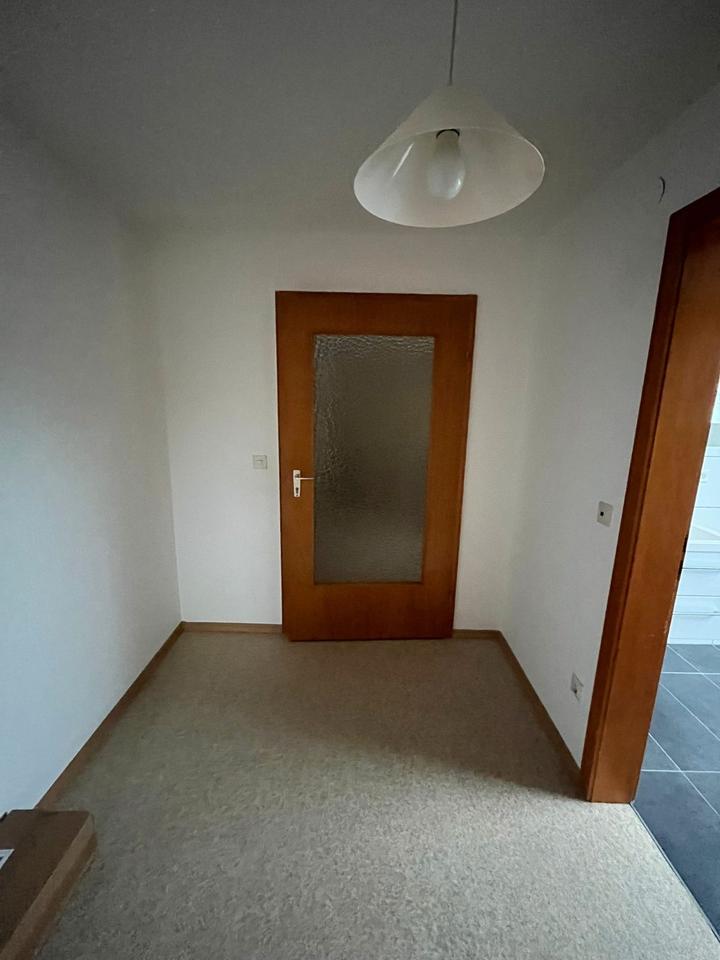 Thumbnail-Gepflegte 2,5 Zimmer-DG-Wohnung