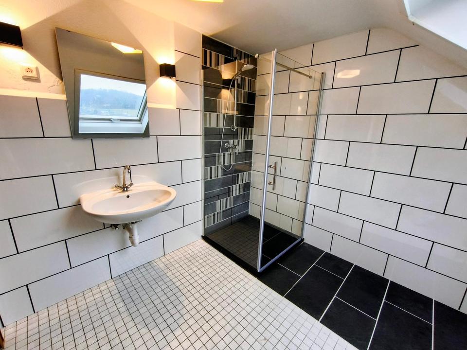 Thumbnail-Lichtdurchflutete, Neu renovierte 3- Zimmer Wohnung