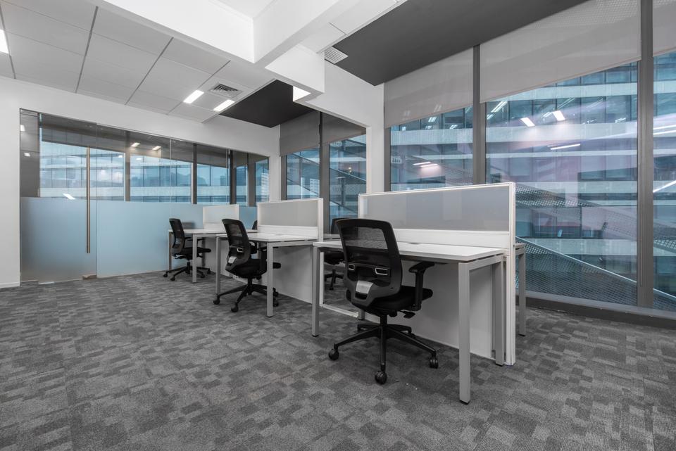 Thumbnail-Coworking-Bereich in Regus München Airport
