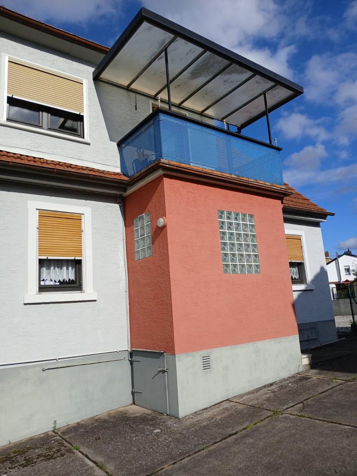 Thumbnail-Charmantes Einfamilienwohnhaus mit Garage, Nebengeb. und Garten