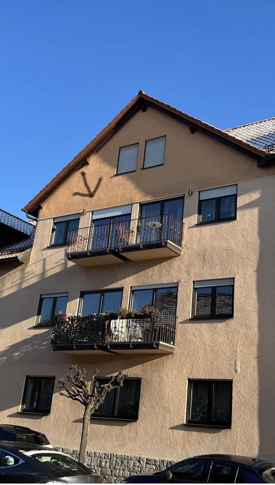 Thumbnail-Helle 3 Zimmer Dachgeschoss Wohnung