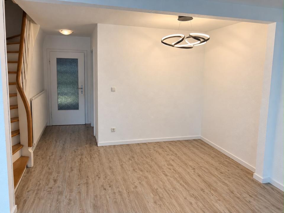 Thumbnail-Charmantes Reihenhaus mit Garten und Terrasse in Bremen-Huchting