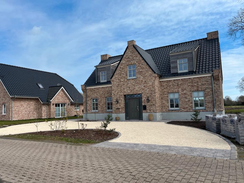 Thumbnail-Traumhaus von 2023, KFW 40 inkl. Nebengebäude