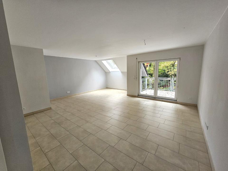 Thumbnail-Helle, schöne 3 Zimmer Wohnung mit Garage in Pluwig in modernen MFH zu vermieten