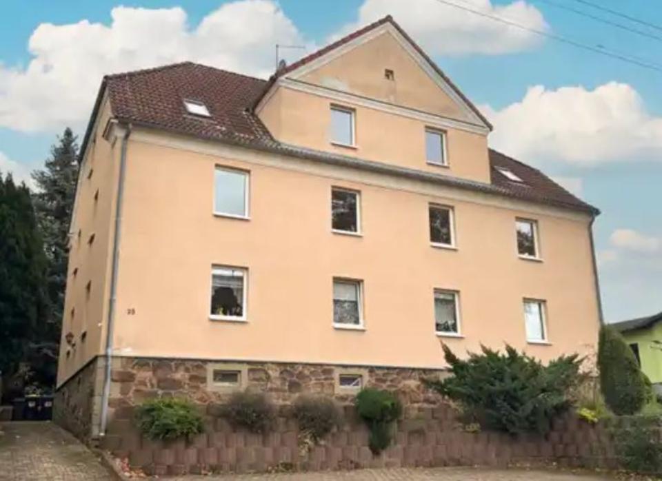 Thumbnail-Mehrfamilienhaus mit Potential in ruhiger Lage bei Döbeln