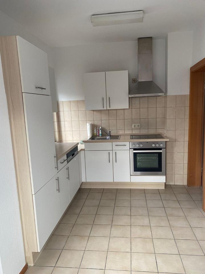 Thumbnail-Neu renovierte 4-Zimmer-Wohnung Rosengarten-Westheim zu vermieten