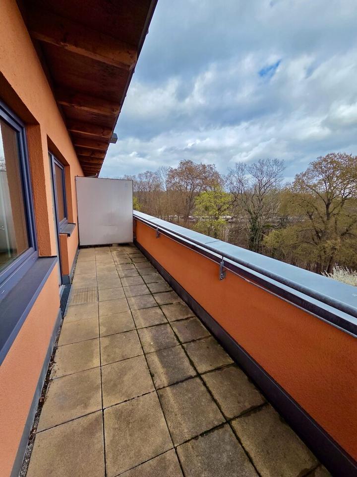 Thumbnail-Traumblick von ihrer Dachterrasse ins Grüne für das Leben im Alter