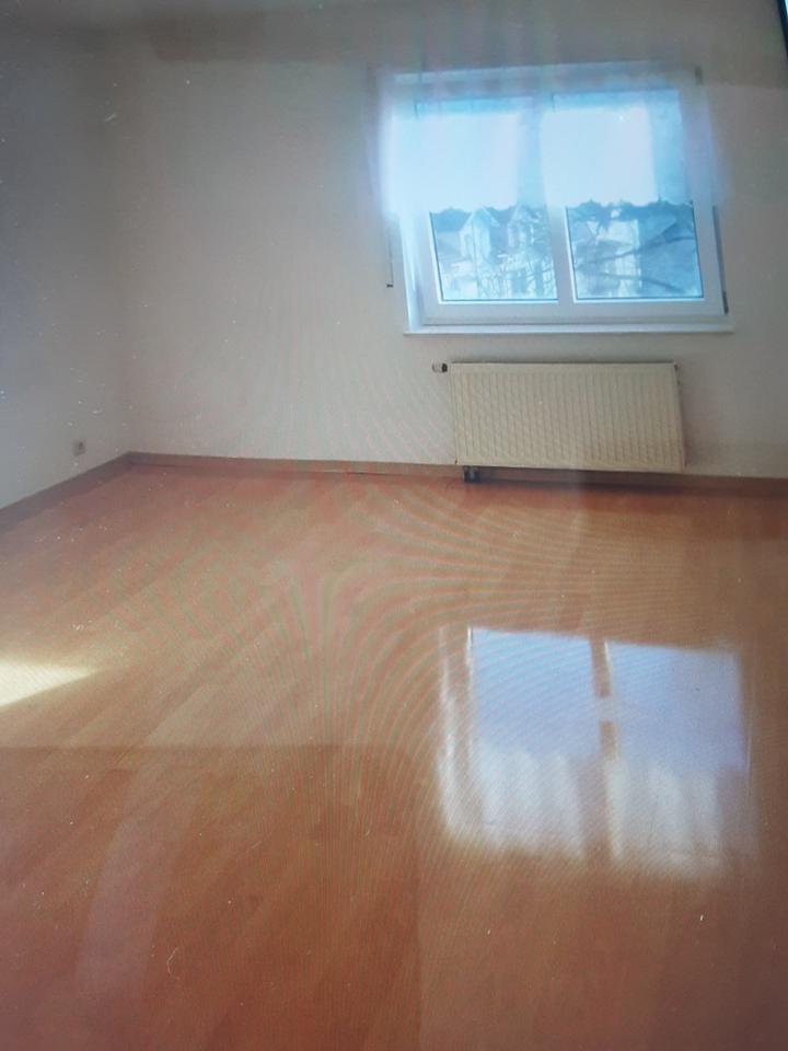 Thumbnail-Helle und ruhige 1 ZKB mit Miniküche, Stellplatz, Bushaltestelle