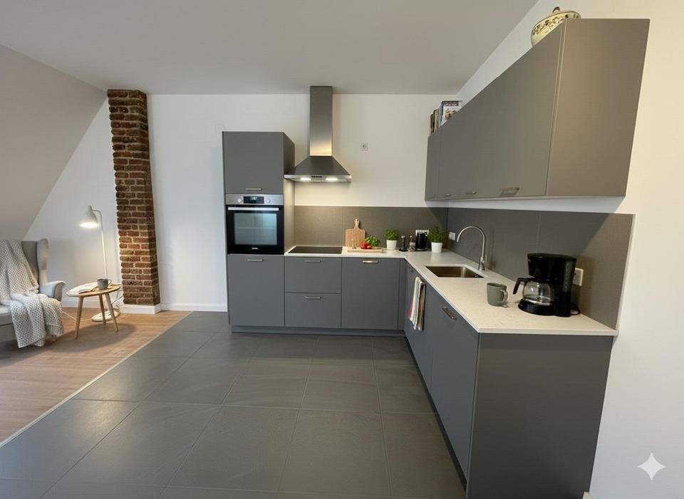 Thumbnail-Exklusive 3-Zimmer Altbau-Wohnung mit Dachloggia – kernsaniert 2025