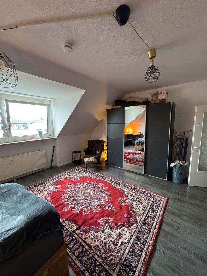 Thumbnail-WG-Zimmer zur Zwischenmiete im Bonn-Zentrum (Jan–Ende MaiJuni)