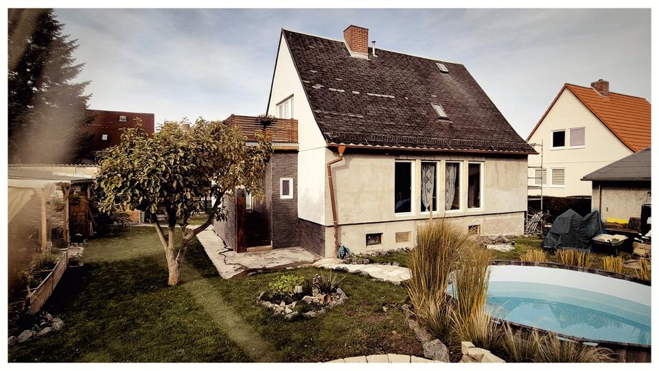 Thumbnail-+ + EINFAMILIENHAUS + WEIDENGRUND IN SCHMÖLLN + RUHIGE LAGE + +