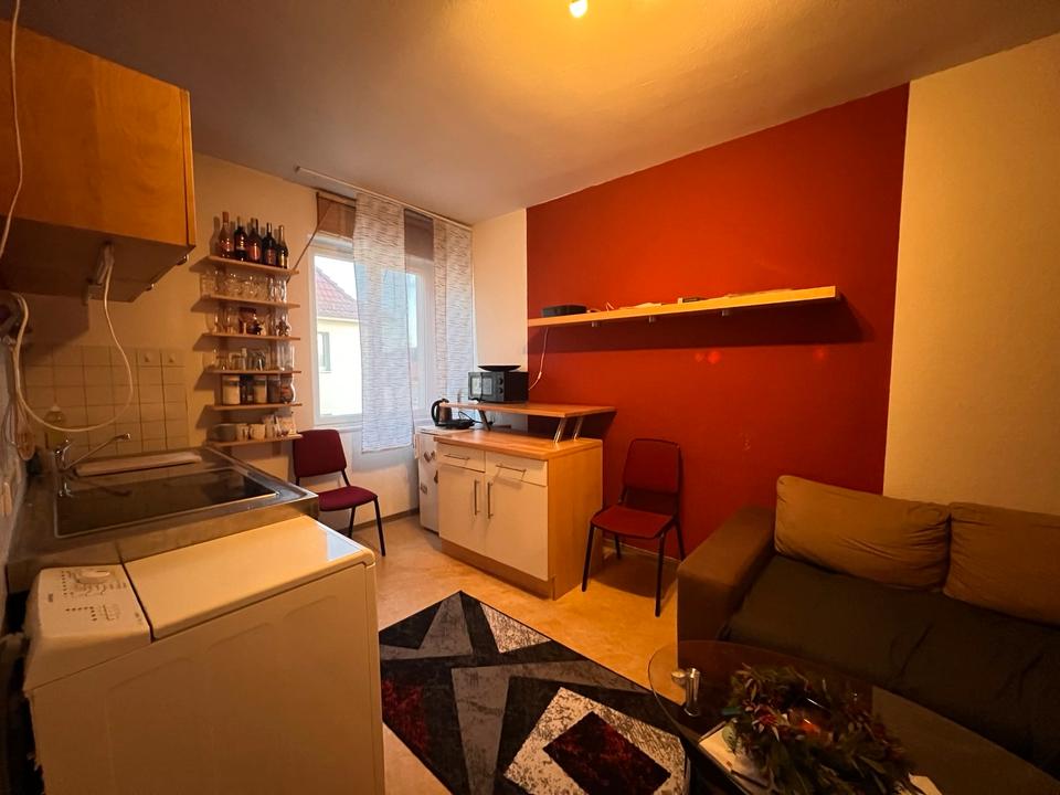 Thumbnail-Geräumige Wohnung in Nähe der Uniklinik und Stadtzentrum