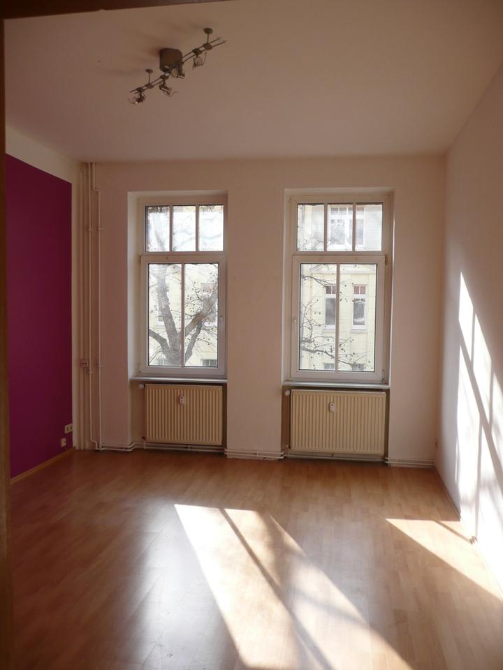 Thumbnail-Provisionsfrei: WG-taugliche 4-Zimmer-Wohnung mit Balkon in Alto