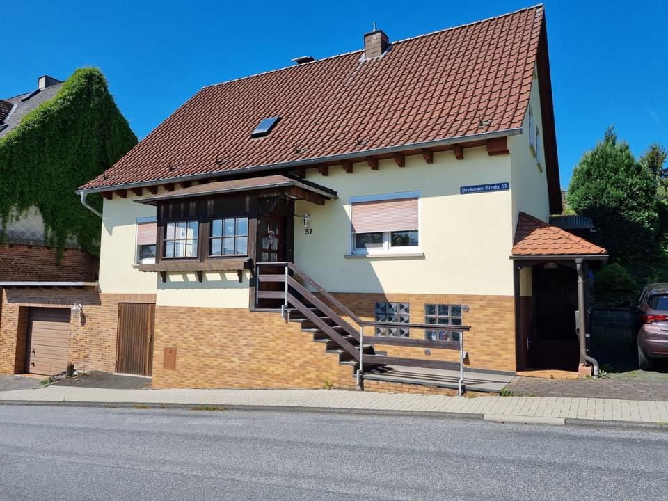 Thumbnail-Freistehendes Einfamilienhaus, BJ 1963, 130 qm, 890 qm Grundstück