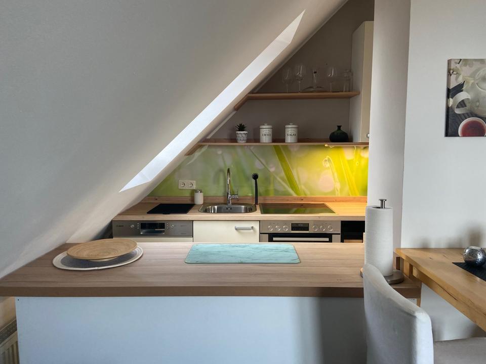 Thumbnail-Möblierte 1-Zimmer-Wohnung nahe HBH–ideal für Wochenendheimfahrer