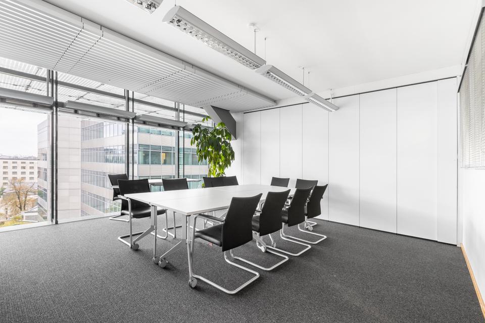 Thumbnail-Wunderschön eingerichtete Büroräume für 5 Personen in Spaces Tower One