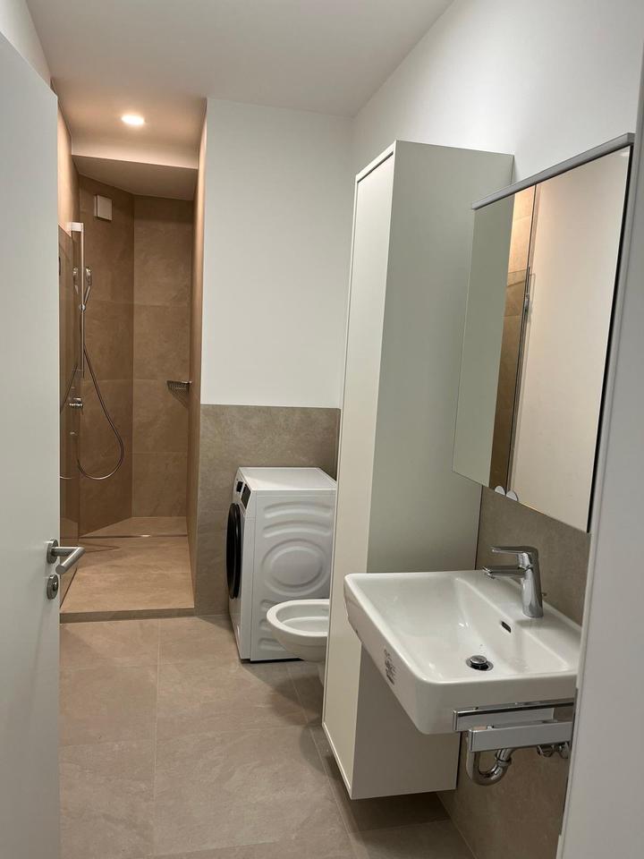 Thumbnail-Erstbezug nach umfassender Sanierung, voll möbliert