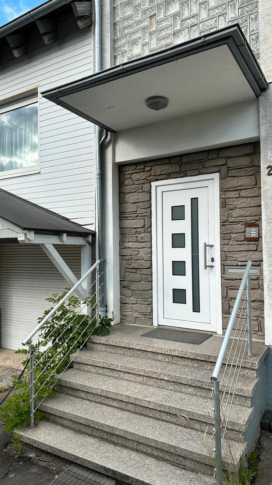 Thumbnail-Gepflegtes Zweifamilienhaus mit ELW Provisionsfrei