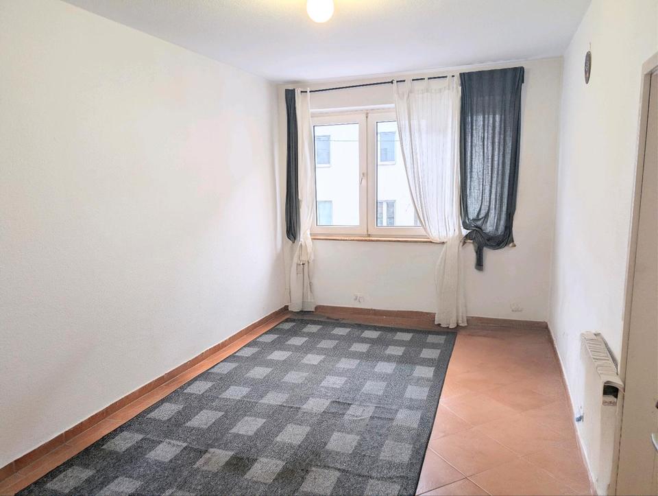 Thumbnail-Bright & Cozy 2-Room Apartment for Rent in Düsseldorf-Flingern