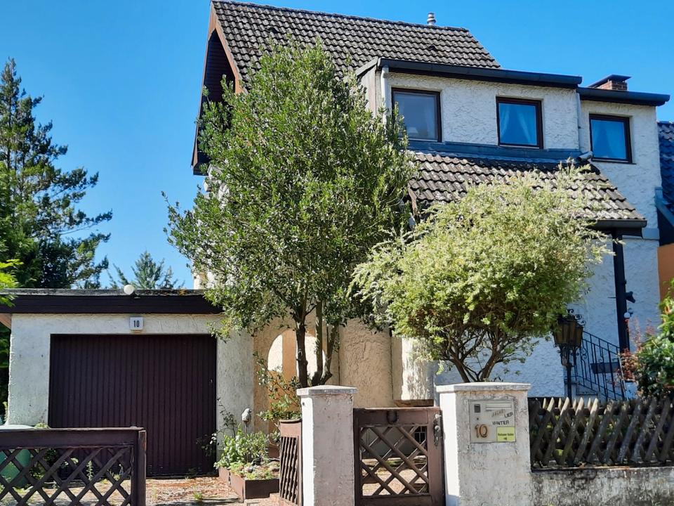 Thumbnail-Kleine Doppelhaushälfte mit Garten in Hermsdorf, provisionsfrei
