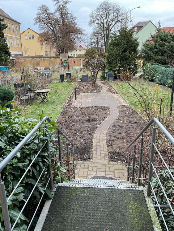 Thumbnail-Von der Küche in den eigenen Garten.