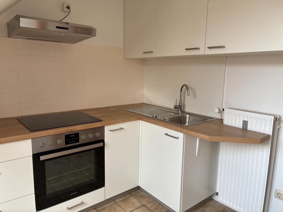 Thumbnail-3.5 Zimmer mit Einbauküche und Parkettboden in bester Lage