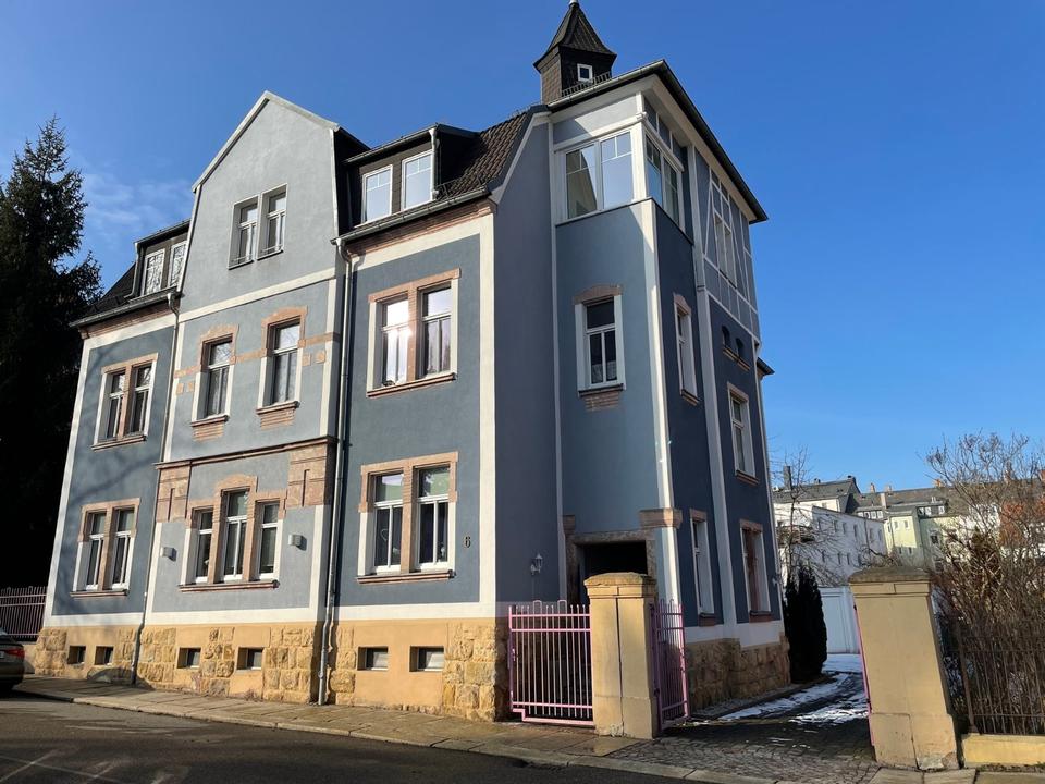 Thumbnail-Dein Navi sagt: „Zu Fuß.“ City-Wohnung in Limbach-Oberfrohna, alles ums Eck. Große Wohnküche!