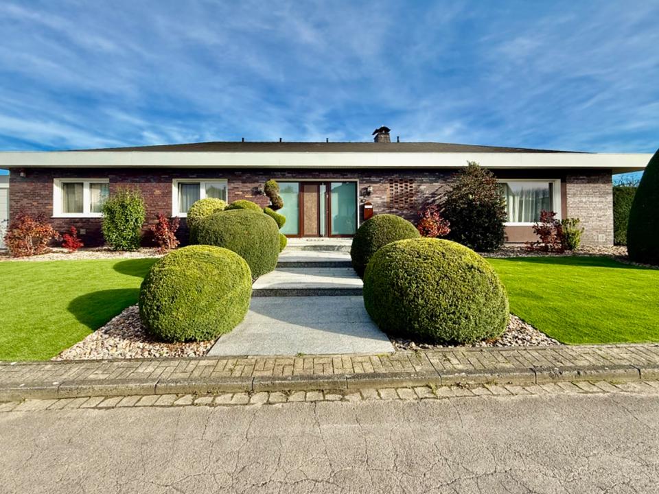 Thumbnail-Exklusives Bungalow in Unna-moderner Wohnkomfort+Pool