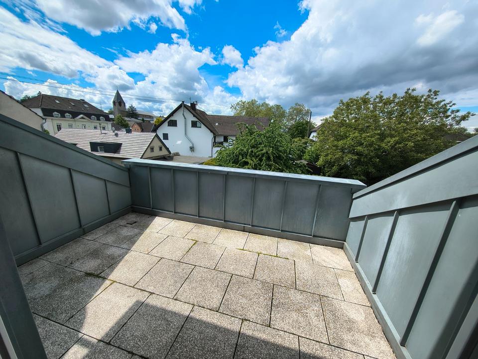 Thumbnail-Genießen Sie den Sonnenuntergang auf Ihrer Dachterrasse in Hennef !